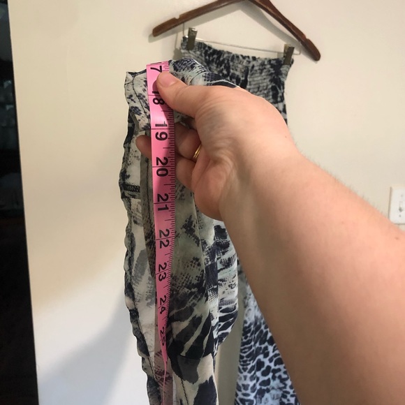 Show Me Your Mumu Smocked Waist  Flare pants At Bottoms Size Small. - Picture 14 of 16